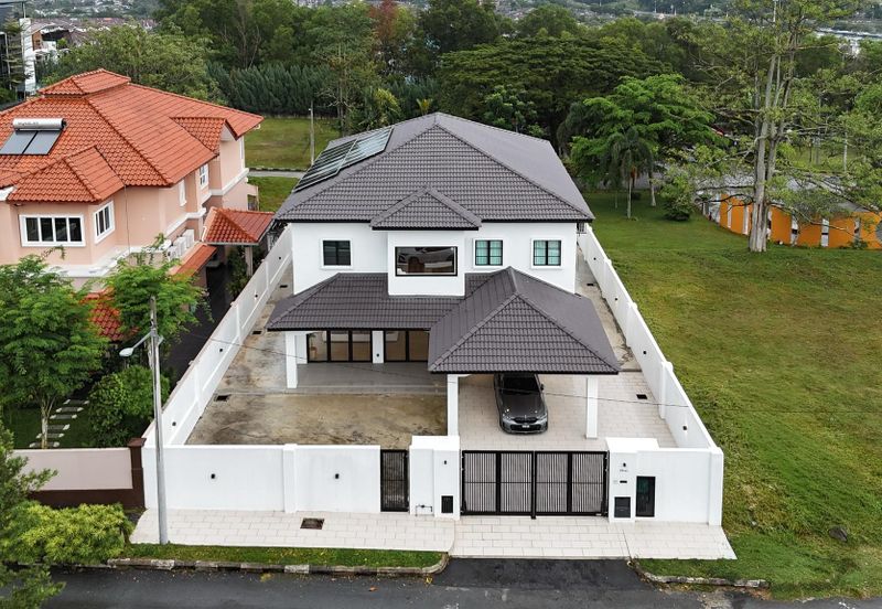 Bukit Suria Garden Village