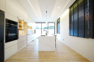 Bukit Suria Garden Village