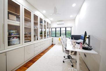 Bukit Suria Garden Village