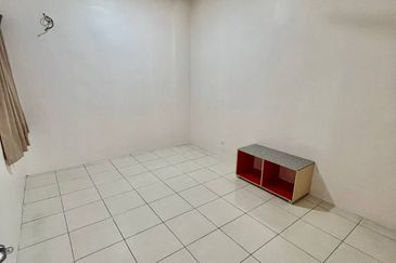 Green Suria Apartment