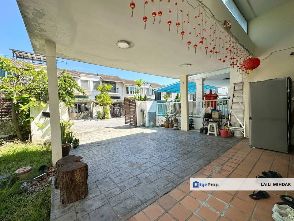 Bukit Mandarina Taman Connaught 2.5 Storey Superlink For Sale End Lot, Kuala Lumpur, Cheras