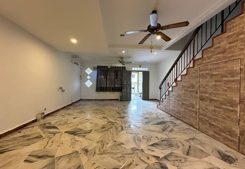 Taman Saujana Puchong