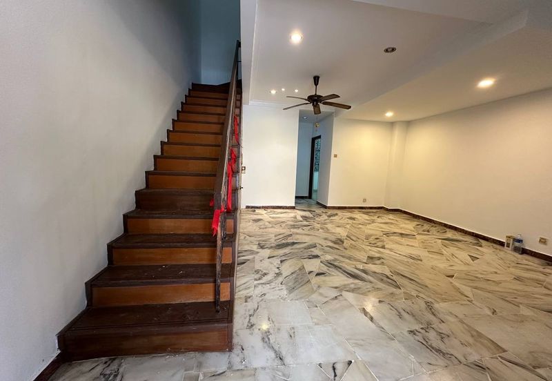 Taman Saujana Puchong