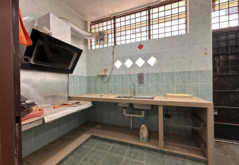 Taman Saujana Puchong