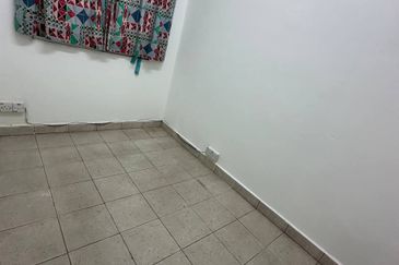 Taman Saujana Puchong