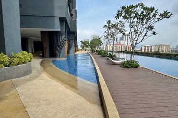 SkyMeridien @ Sentul East