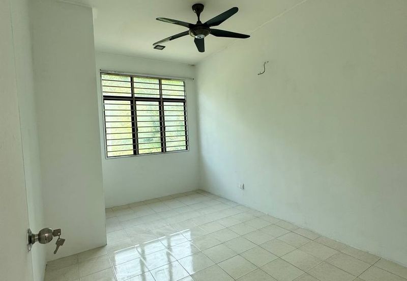 Bandar Saujana Utama