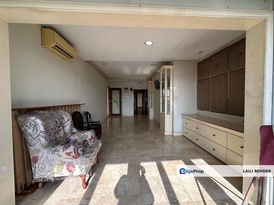 Greenhills Apartment Jalan Bukit Idaman For Sale Lower Ground Floor and Renovated, Selangor, Selayang