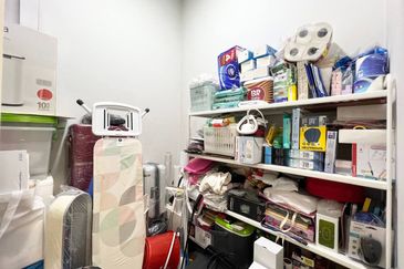 UPPERVILLE @ 16 Quartz Melawati