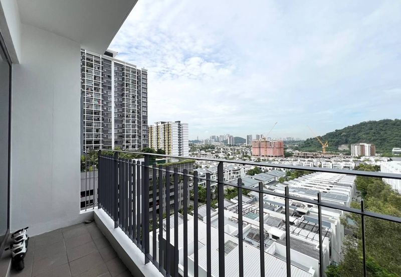 UPPERVILLE @ 16 Quartz Melawati