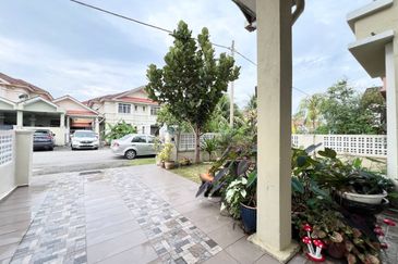 Lorong Az-Zaharah 10/3