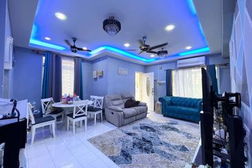 Lorong Az-Zaharah 10/3