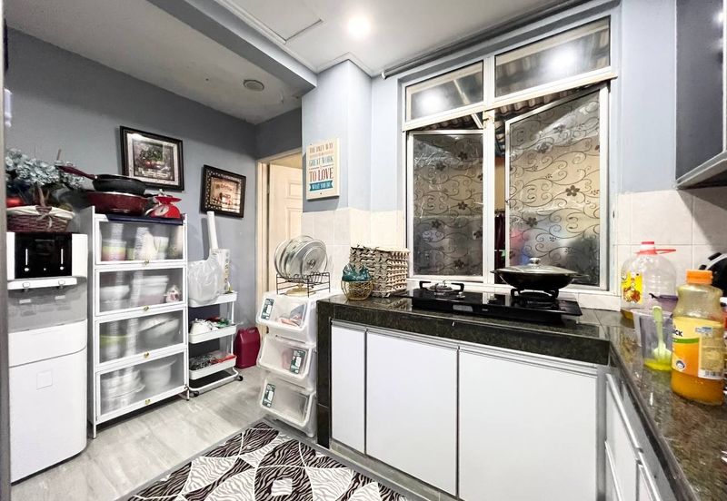 Lorong Az-Zaharah 10/3