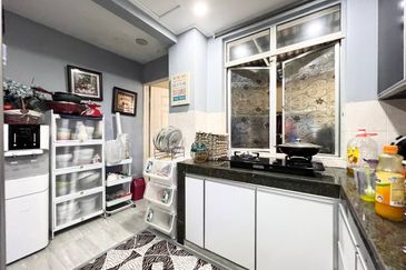 Lorong Az-Zaharah 10/3