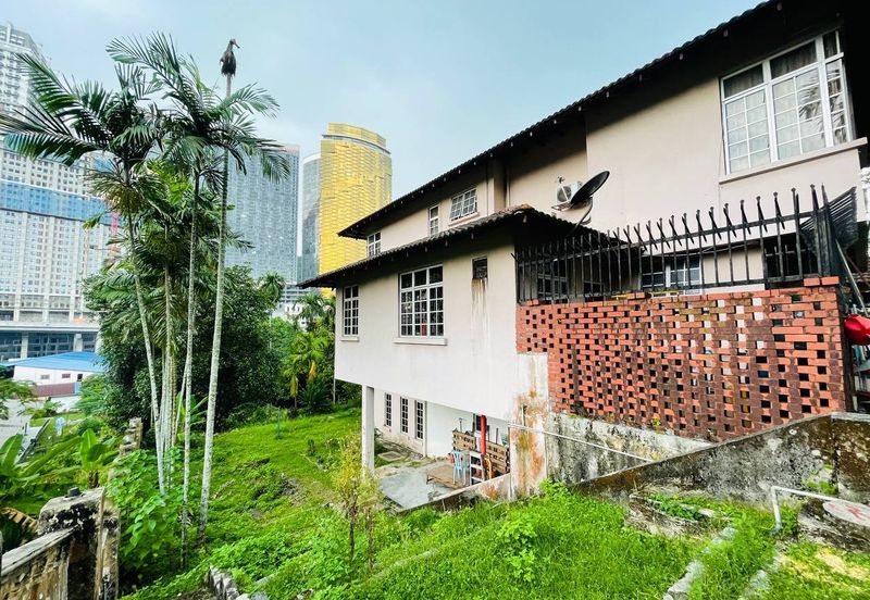 Kampung Bukit Lanjan