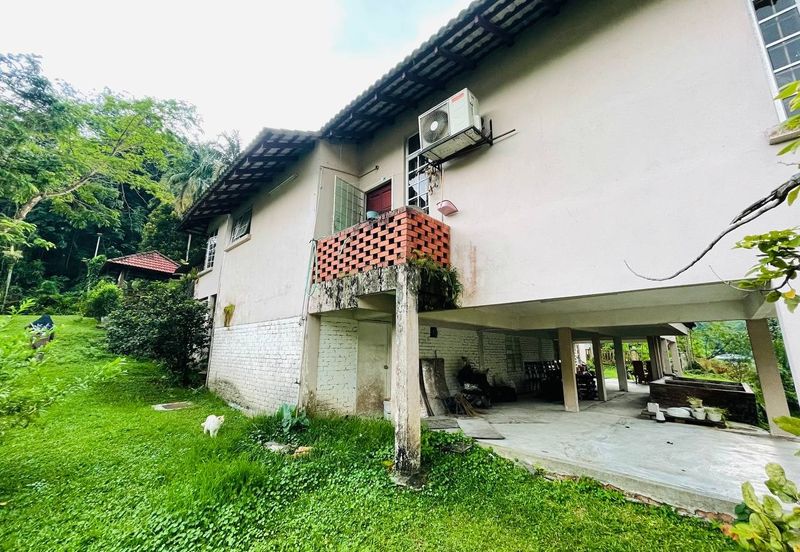 Kampung Bukit Lanjan