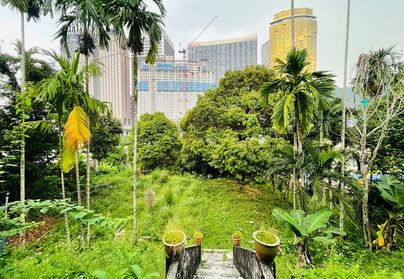 Kampung Bukit Lanjan