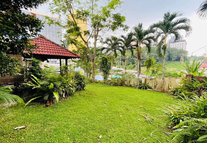 Kampung Bukit Lanjan