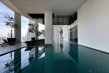 KL Gateway Premium Residence