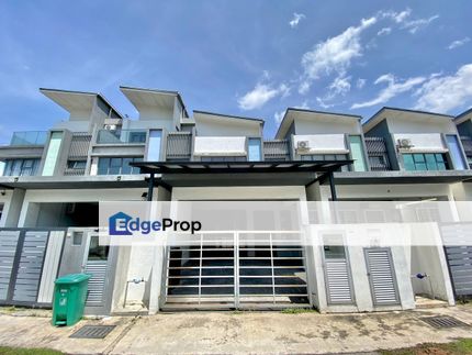 DOUBLE STOREY TERRACE HOUSE TAMAN IMPIAN MURNI, SEKSYEN 30 SHAH ALAM, Selangor, Shah Alam