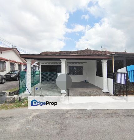 (End Lot) Single Storey Terrace Seksyen 5 Bandar Rinching Semenyih , Selangor, Semenyih