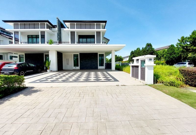 Tenderfields @ Eco Majestic