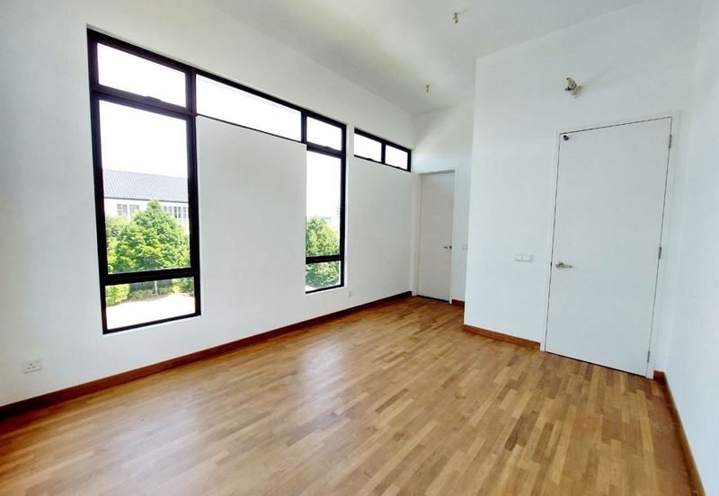 Tenderfields @ Eco Majestic