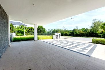 Tenderfields @ Eco Majestic