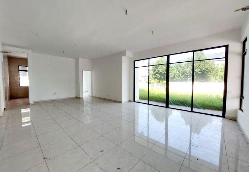 Tenderfields @ Eco Majestic