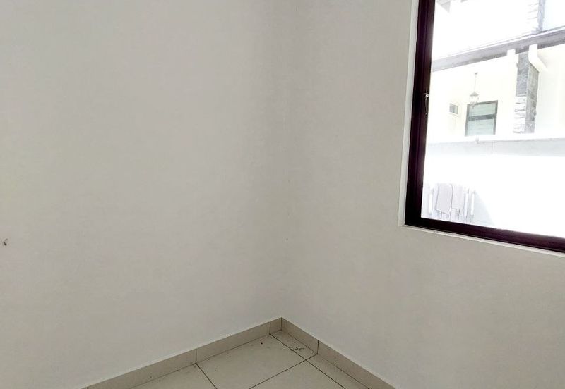 Tenderfields @ Eco Majestic