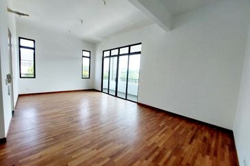 Tenderfields @ Eco Majestic