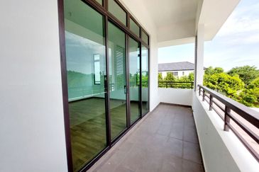 Tenderfields @ Eco Majestic