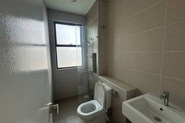 Isle of Kamares, Setia Eco Glades