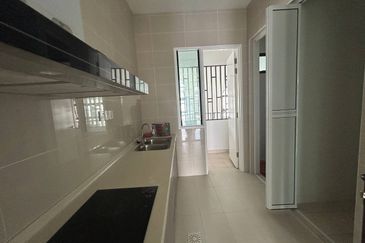 Isle of Kamares, Setia Eco Glades