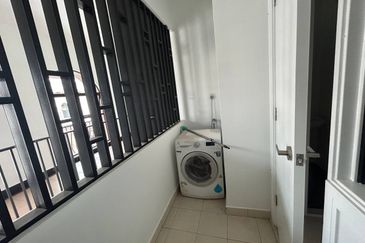 Isle of Kamares, Setia Eco Glades