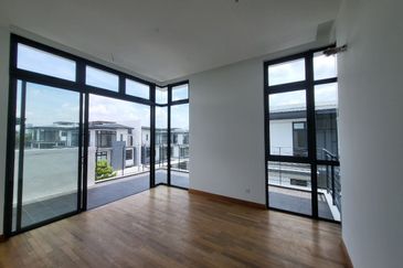 [Freehold Individual Title] 3 Storey Semi-D 40'x80' @ Putrajaya