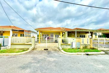 Taman Pinggiran Pelangi