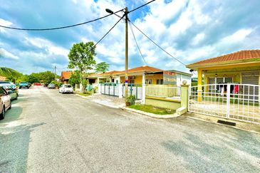 Taman Pinggiran Pelangi