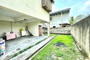 Taman Pinggiran Pelangi