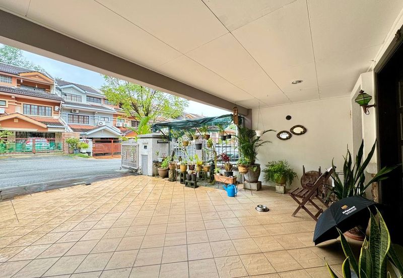 Jalan Bukit Antarabangsa 