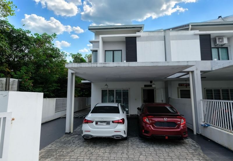 Laman Delfina @ Nilai Impian