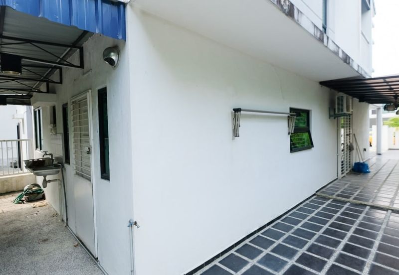 Laman Delfina @ Nilai Impian