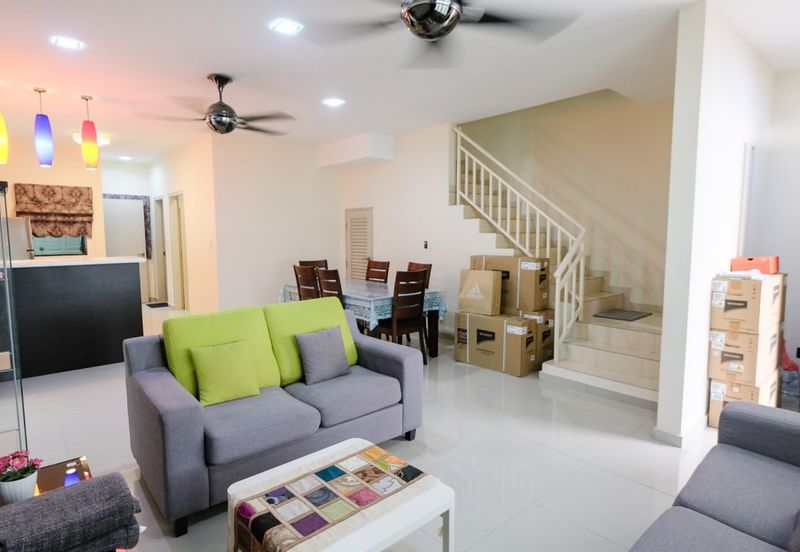 Laman Delfina @ Nilai Impian