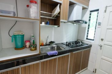 Laman Delfina @ Nilai Impian