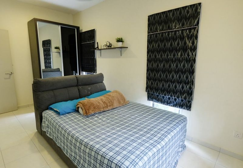 Laman Delfina @ Nilai Impian