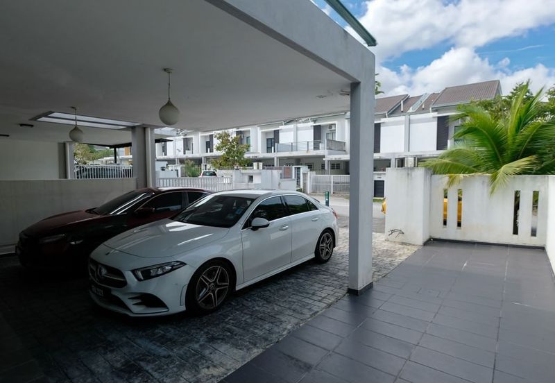 Laman Delfina @ Nilai Impian