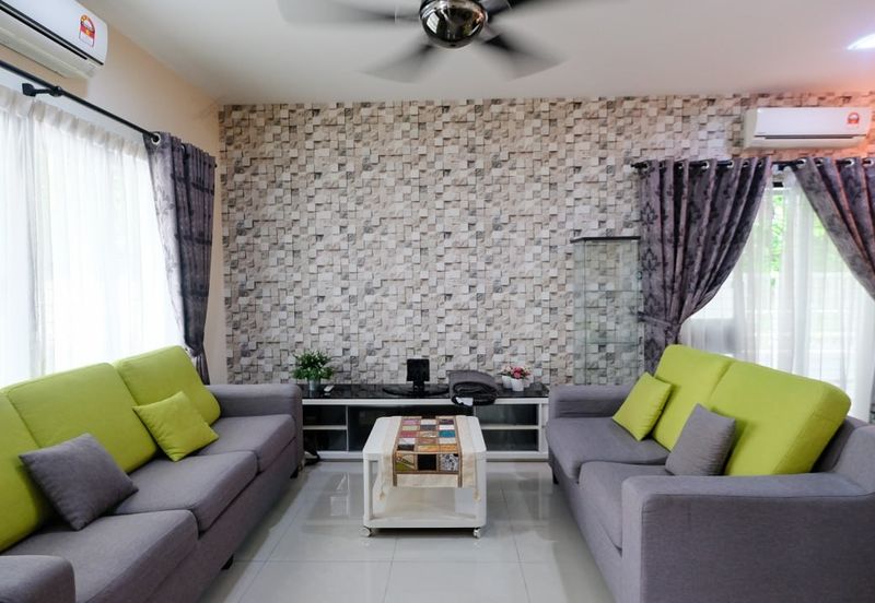 Laman Delfina @ Nilai Impian