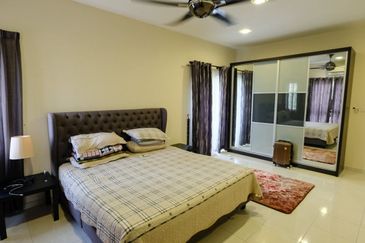 Laman Delfina @ Nilai Impian