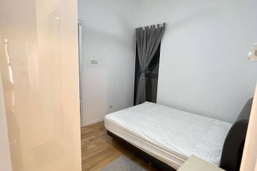 Waltz Residences @ Paradigm Garden City