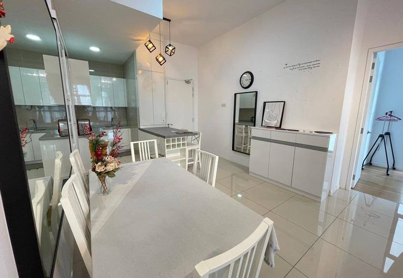 Waltz Residences @ Paradigm Garden City